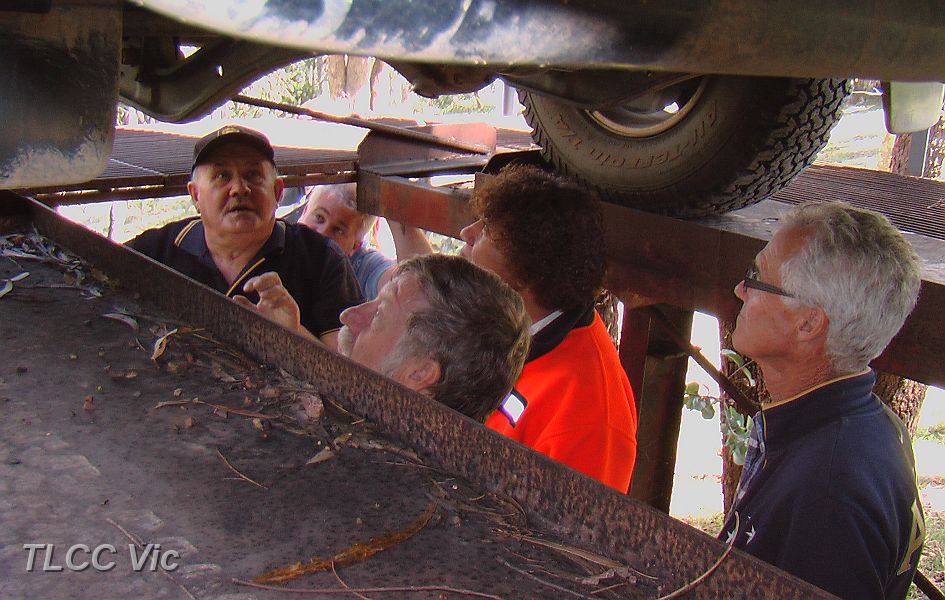 05-Dave lectures the Trainees.jpg